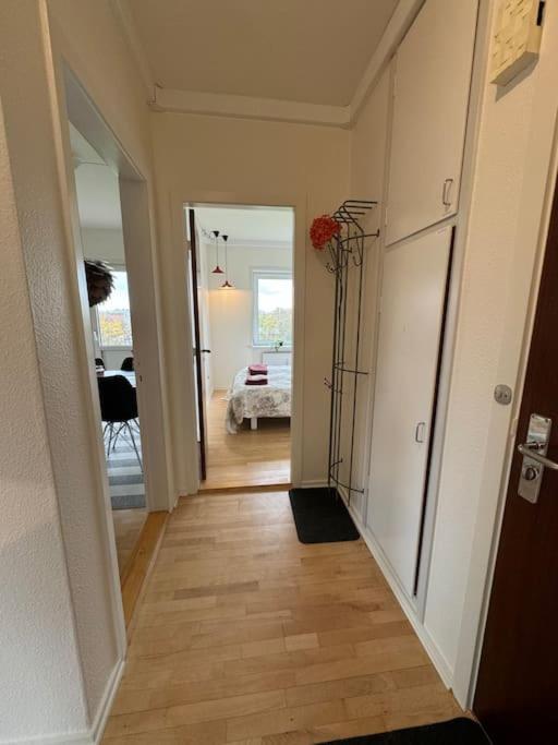 Stor Og Lys Lejlighed I Hjertet Af Holstebro Dış mekan fotoğraf
